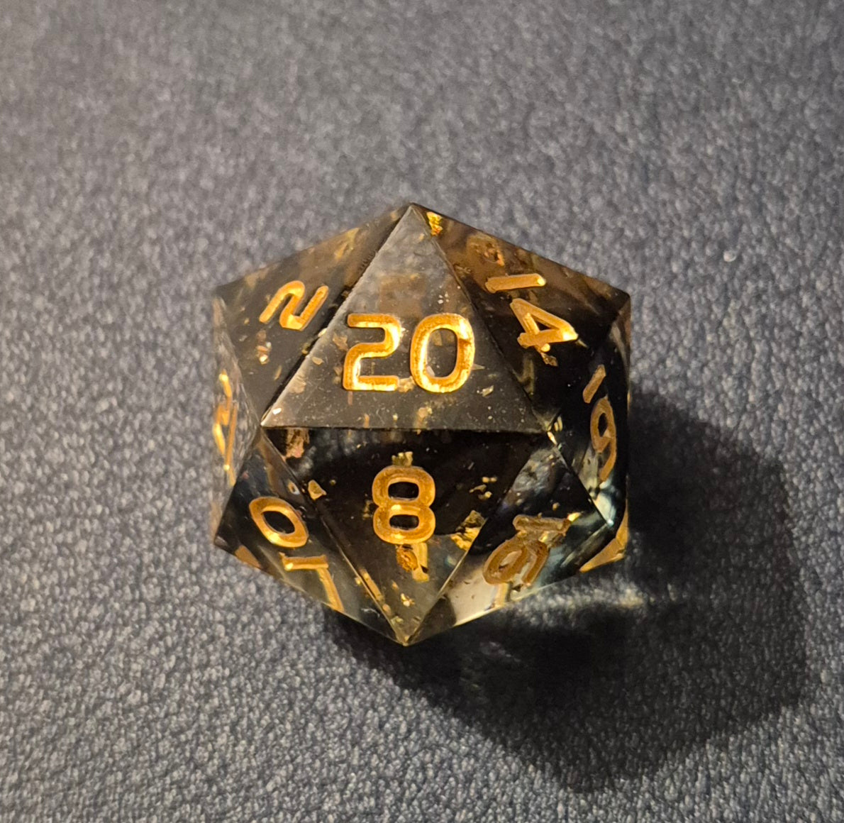 Glitter Gold - Sharp Edge Resin